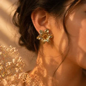 Swarns Aurelia Bloom Studs