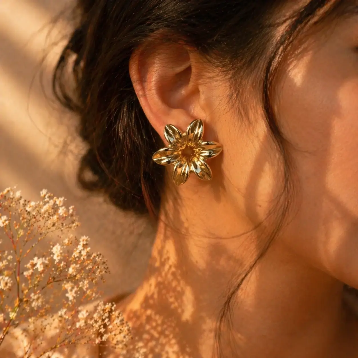Swarns Aurelia Bloom Studs