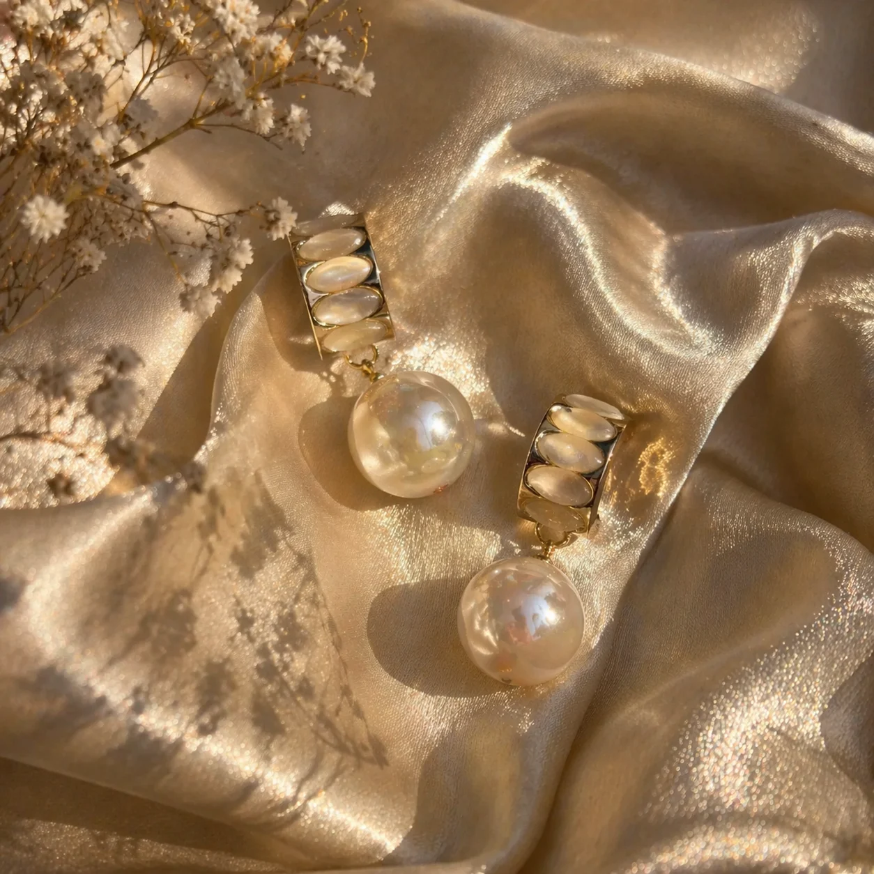 Swarns Regal Pearl Drops - Image 2
